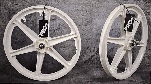 PRO+ 20" BICYCLE GT STYLE MAG WHEELS 6 SPOKE WHITE FOR BMX BICYCLES (NO COG)
