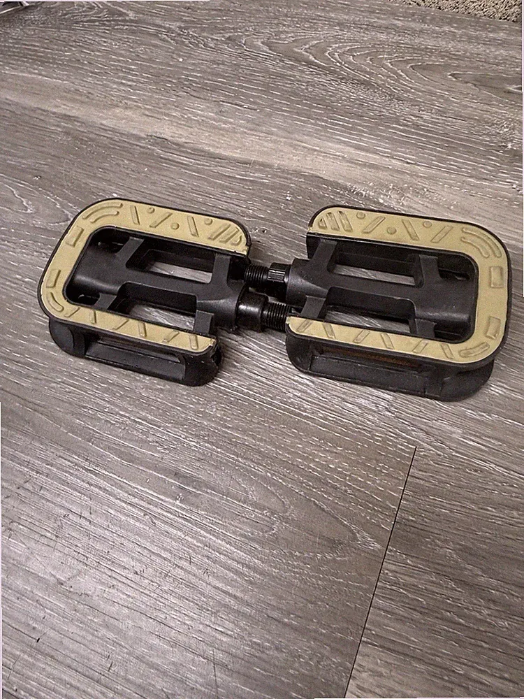 RavX Bike Platform Pedals 1/2 Plastic Cruiser Bicycle