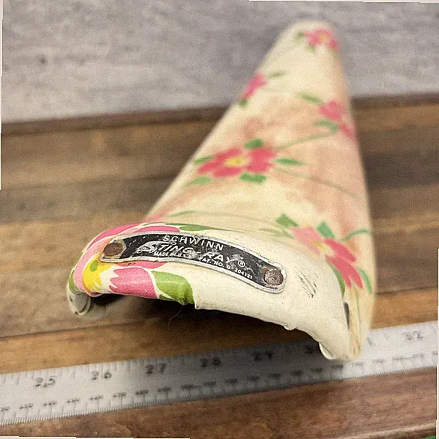 Vintage Schwinn Sting-Ray Banana Seat White Pink Floral Girls Bike Cruiser Wear
